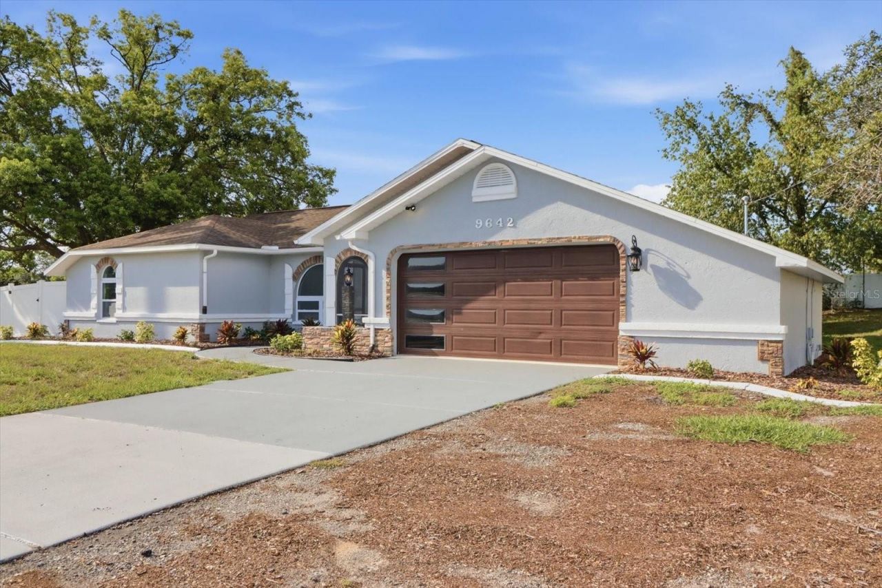 9642 Elgin Boulevard, Spring Hill, FL 34606 Photo