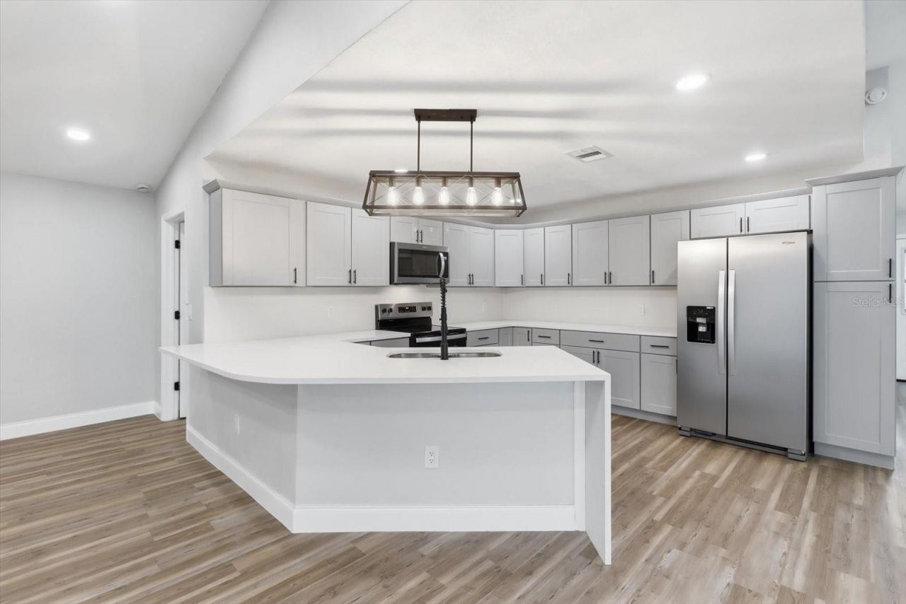 9642 Elgin Boulevard, Spring Hill, FL 34606 Photo