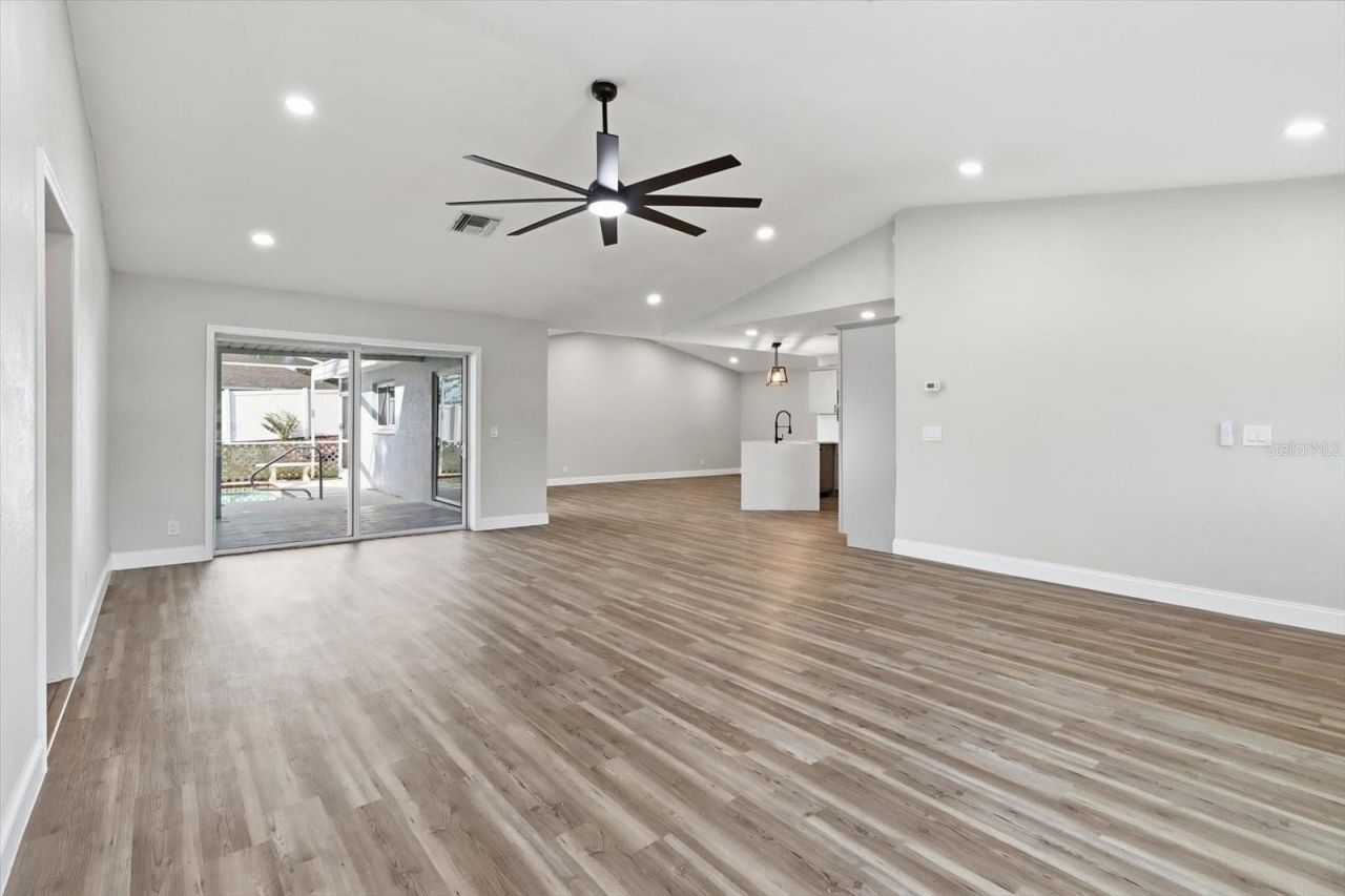 9642 Elgin Boulevard, Spring Hill, FL 34606 Photo