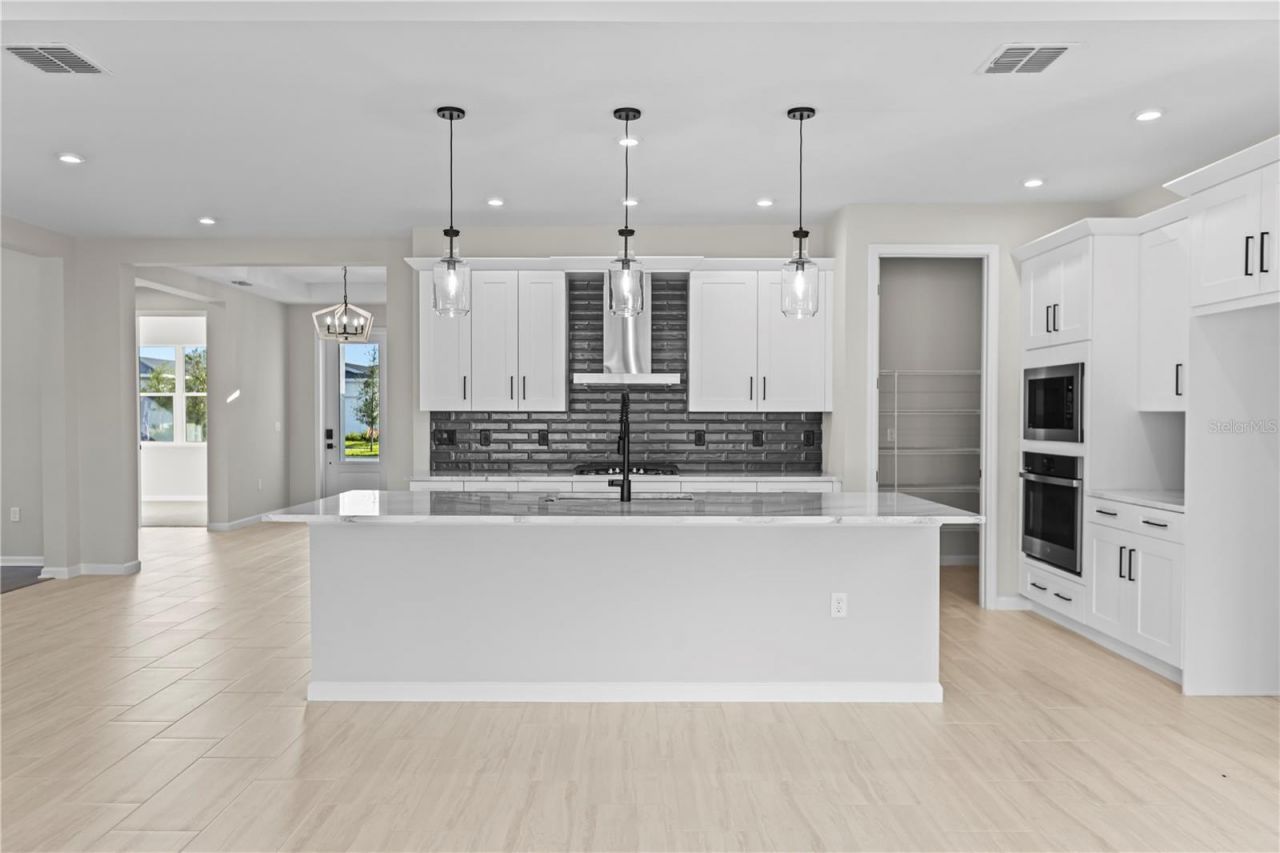 563 Hammock Oaks Boulevard , Lady Lake, FL 32159 Photo