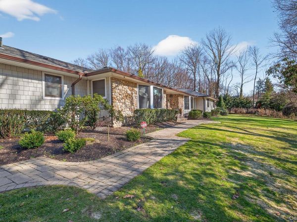15 Tiber Road , Oyster Bay Cove, NY 11791