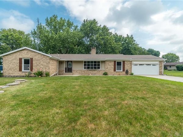 4405 Brunson Lane, Piqua, OH 45356