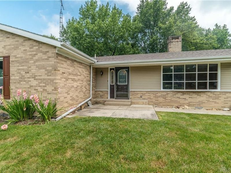 4405 Brunson Lane, Piqua, OH 45356 Photo 3