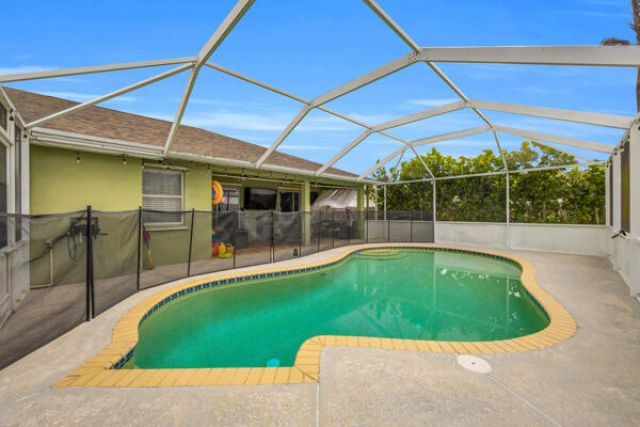 844 SW Hamberland Avenue, Port Saint Lucie, FL 34953 Photo