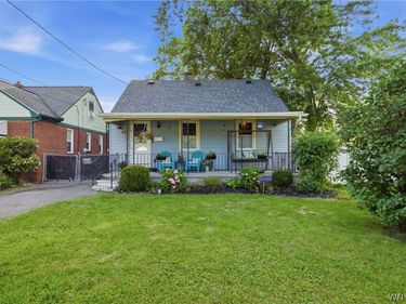 830 Beach Road, Buffalo, NY 14225