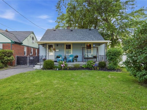 830 Beach Road , Buffalo, NY 14225