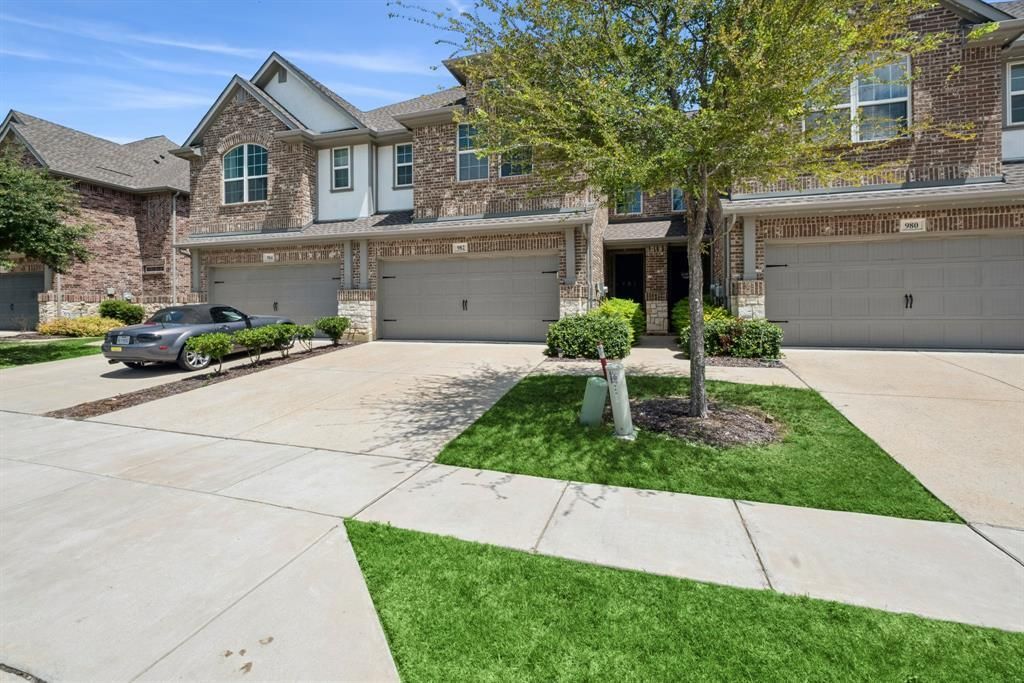 982 Mikaela Drive, Allen, TX 75013 Main Photo