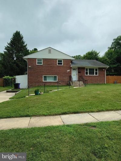 12207 HUNTERS LANE , ROCKVILLE, MD 20852
