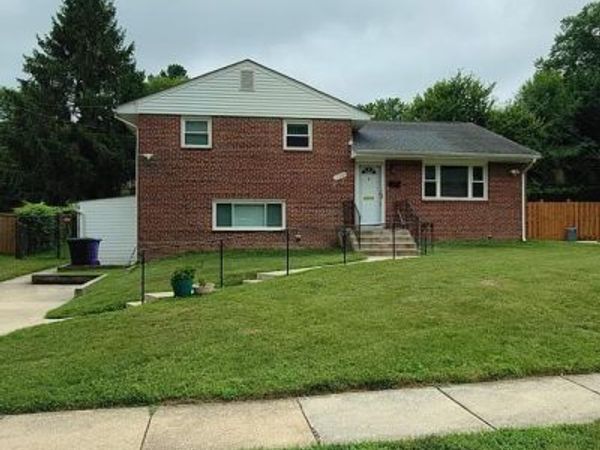 12207 HUNTERS LANE , ROCKVILLE, MD 20852