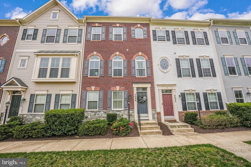 4606 Potomac Highlands Circle, Triangle, VA 22172 Main Photo