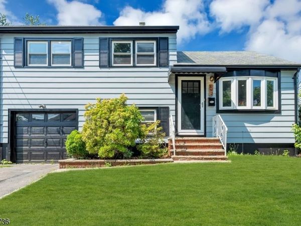 392 Lower Alden Dr, Rahway, NJ 07065