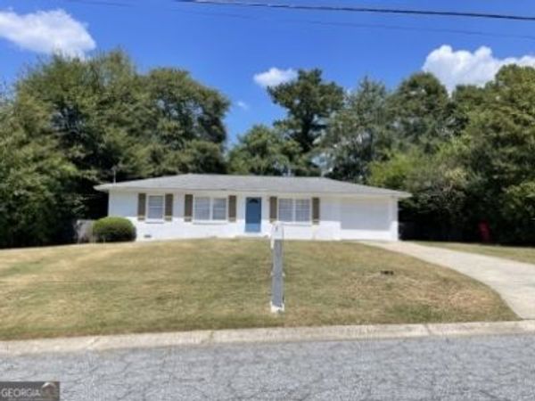 1595 Winston Drive, Macon, GA 31206