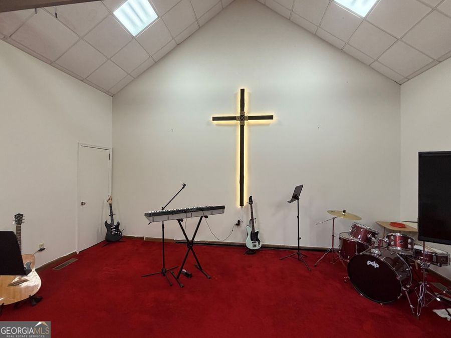 Property Image 11