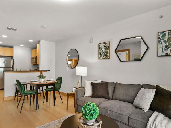 333 W Mifflin Street, Unit 2090, Madison, WI 53703