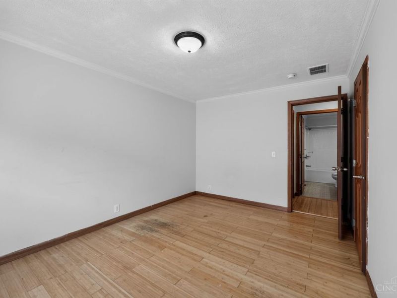 164 W Sixty Sixth Street, Cincinnati, OH 45216 Photo 17