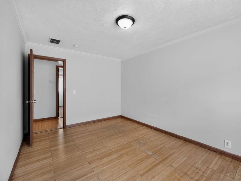 164 W Sixty Sixth Street, Cincinnati, OH 45216 Photo 23
