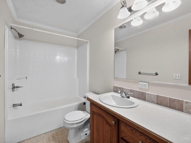 164 W 66th Street, Cincinnati, OH 45216 Photo 30