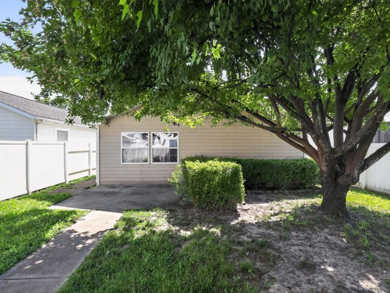 164 W 66th Street, Cincinnati, OH 45216 Photo 4