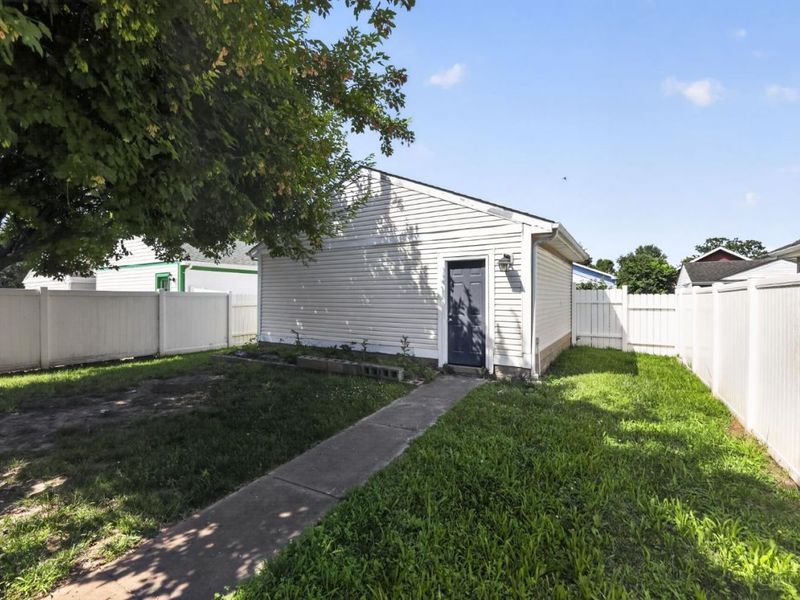 164 W 66th Street, Cincinnati, OH 45216 Photo 5