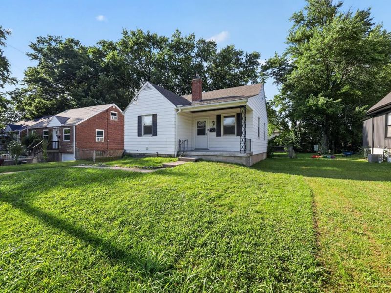 4312 Kugler Mill Road, Cincinnati, OH 45236 Photo 2