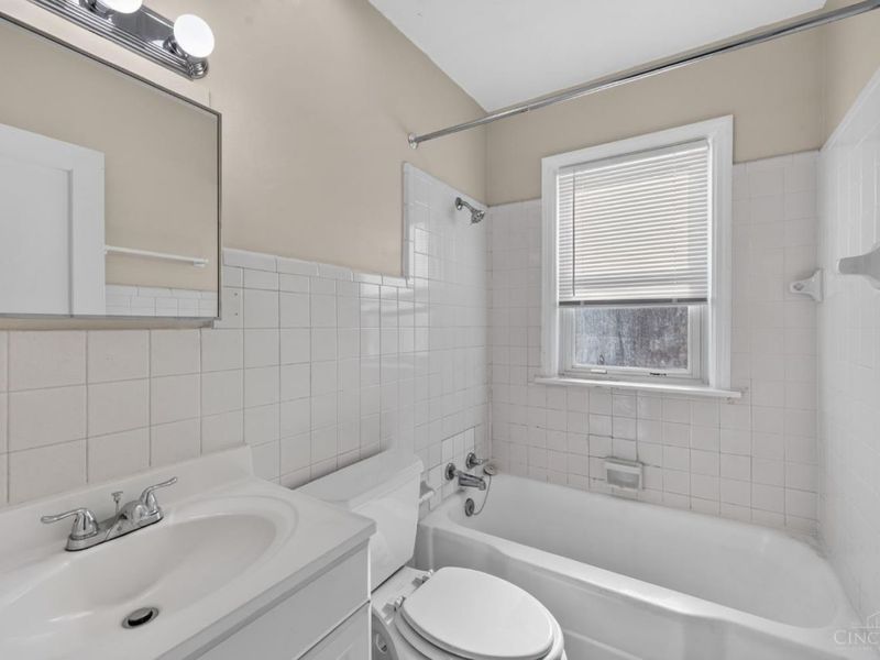 4312 Kugler Mill Road, Cincinnati, OH 45236 Photo 24