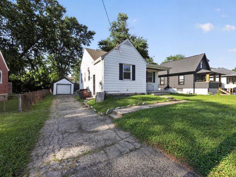 4312 Kugler Mill Road, Cincinnati, OH 45236 Photo 3