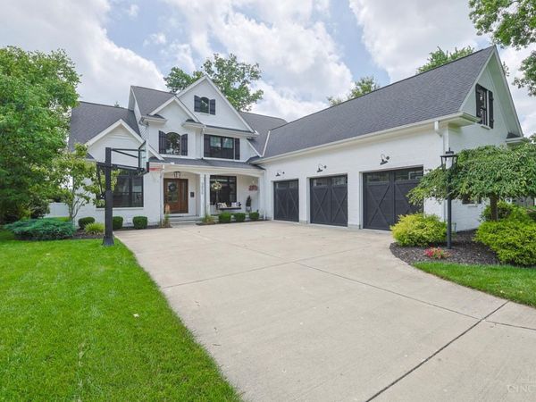 9856 Tollgate Lane, Montgomery, OH 45242