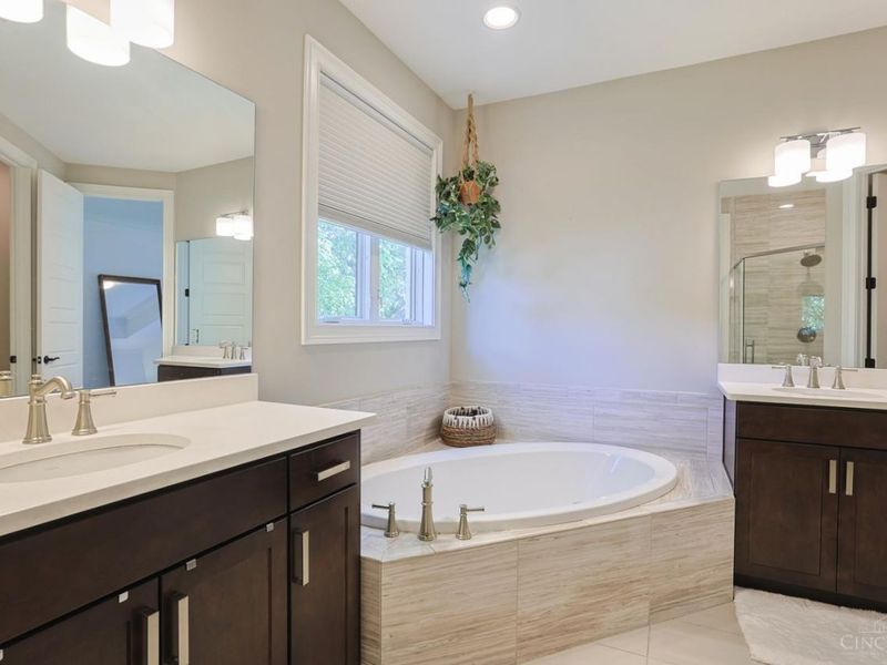 9856 Tollgate Lane, Montgomery, OH 45242 Photo 23