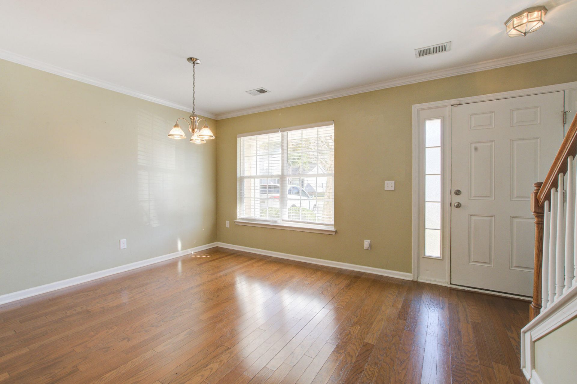 8845 Gable Street Photo 4