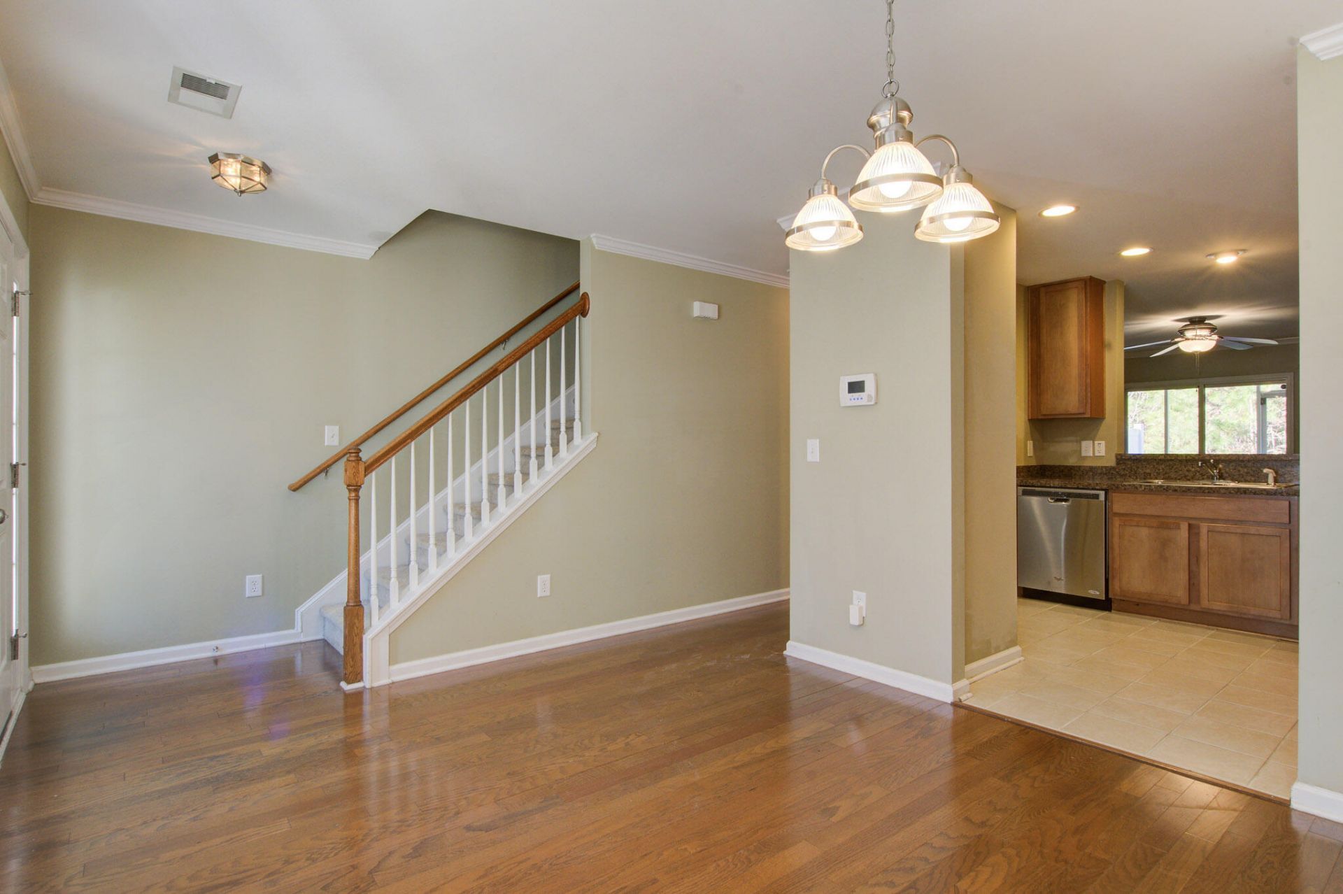 8845 Gable Street Photo 5