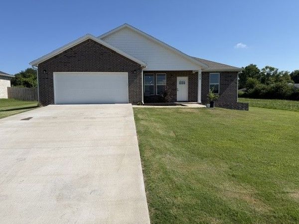 239 W Adams Street , Lincoln, AR 72744
