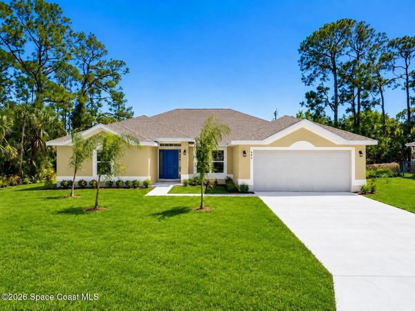 1049 Welco Street SE , Palm Bay, FL 32909