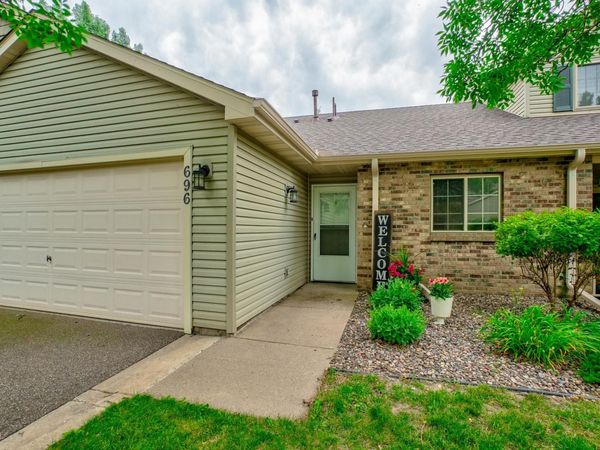 696 Monn Avenue, Vadnais Heights, MN 55127