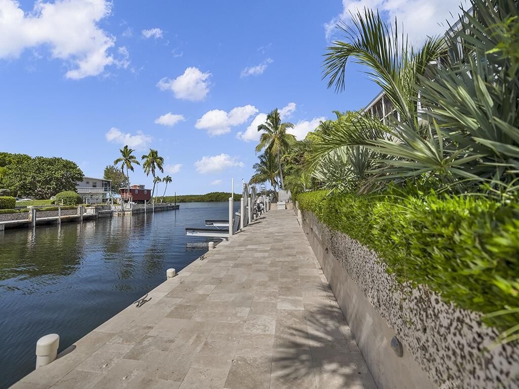 157 Valencia Drive, Islamorada, FL 33036 Photo