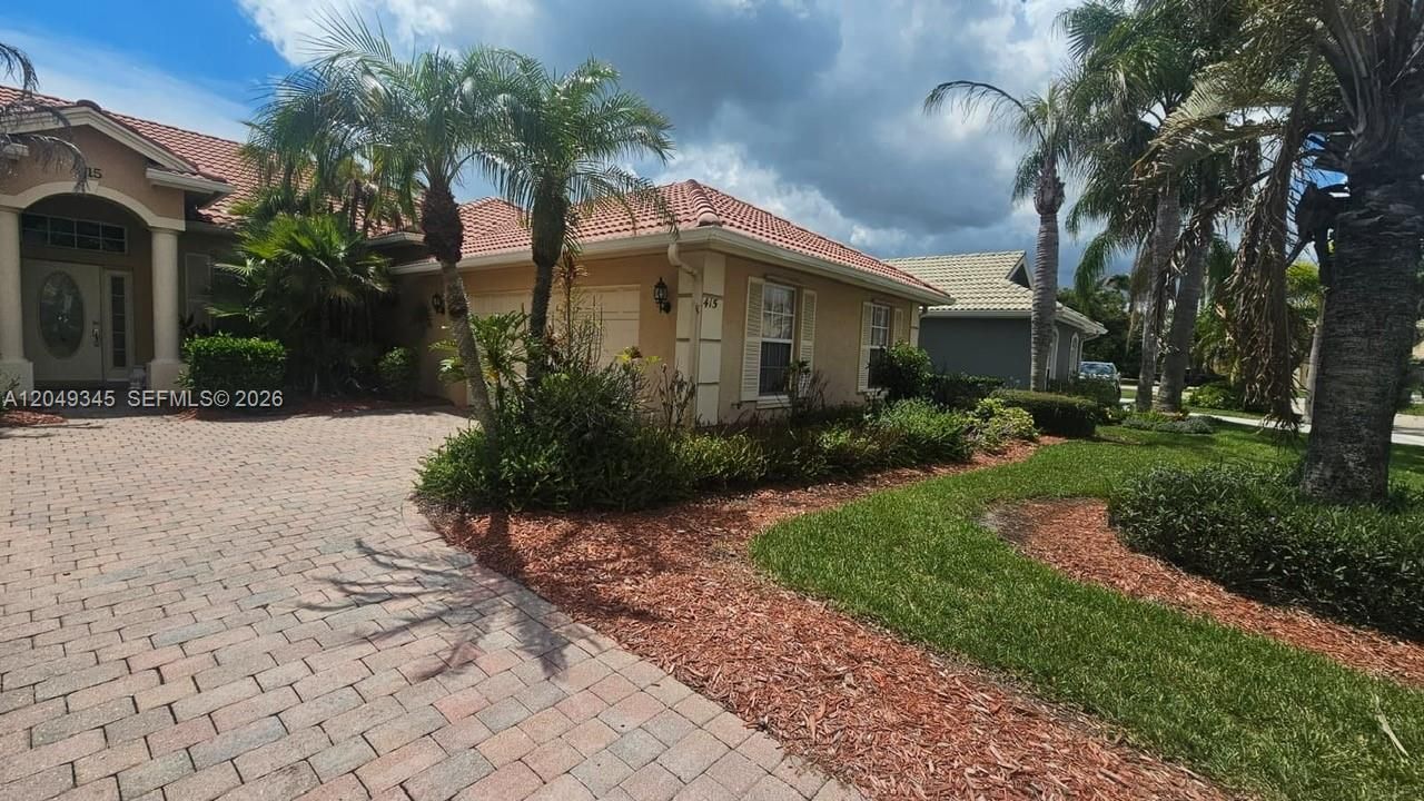 415 NW Dover Ct , Port Saint Lucie, FL 34983 Photo