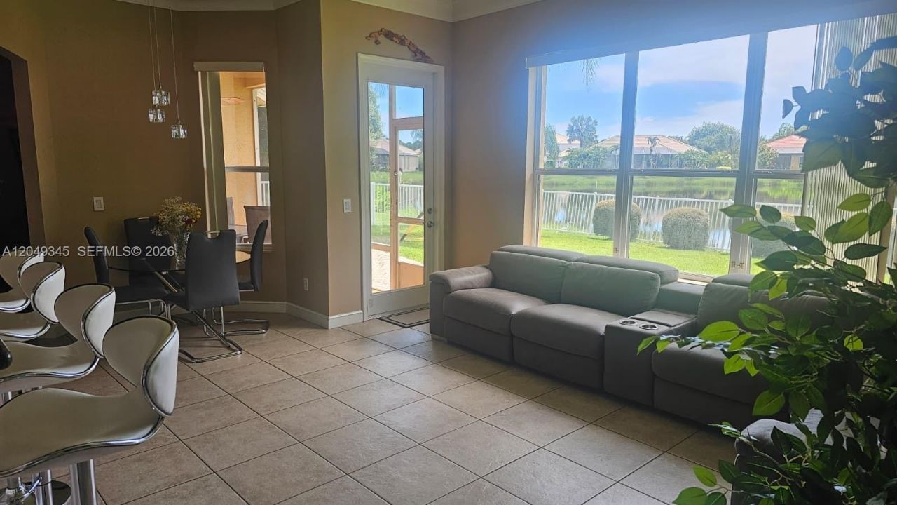 415 NW Dover Ct , Port Saint Lucie, FL 34983 Photo