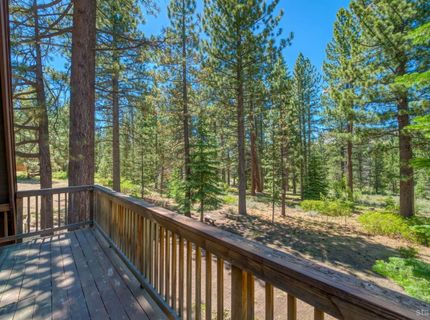 1537 Cherry Hills Circle, South Lake Tahoe, CA 96150 Photo