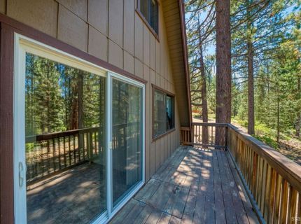 1537 Cherry Hills Circle, South Lake Tahoe, CA 96150 Photo