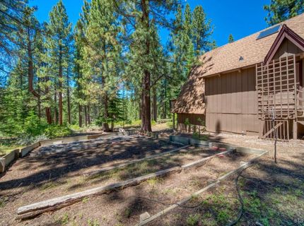 1537 Cherry Hills Circle, South Lake Tahoe, CA 96150 Photo