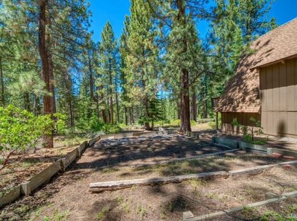 1537 Cherry Hills Circle, South Lake Tahoe, CA 96150 Photo