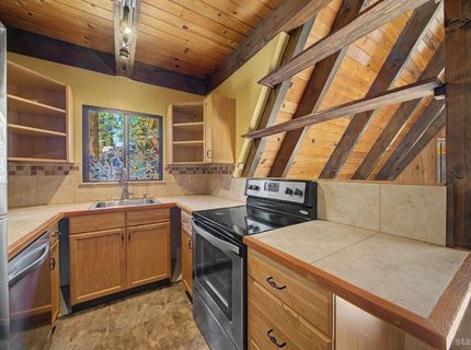 1537 Cherry Hills Circle, South Lake Tahoe, CA 96150 Photo
