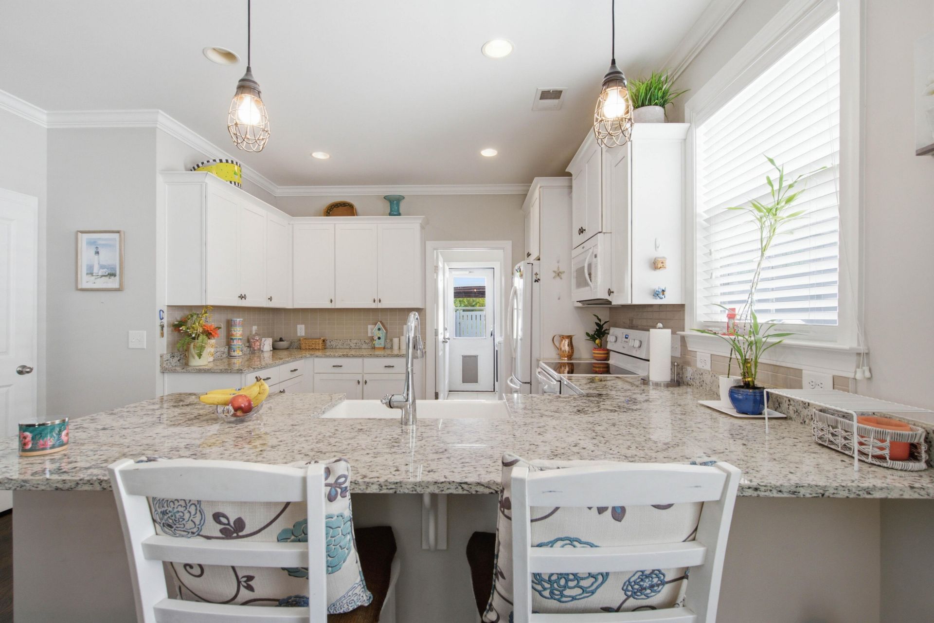 209 Blue Bonnet Street Photo 15