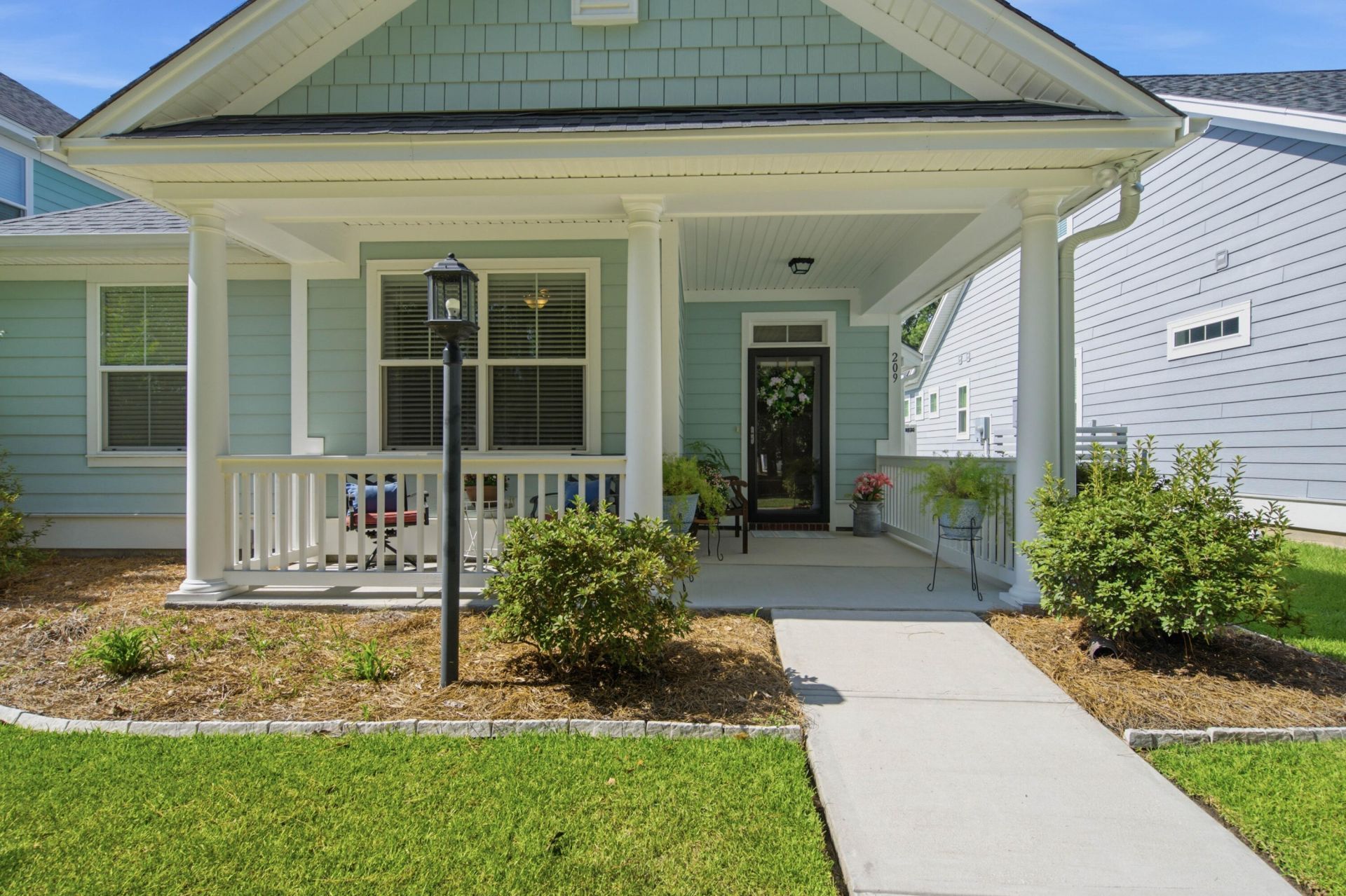 209 Blue Bonnet Street Photo 21