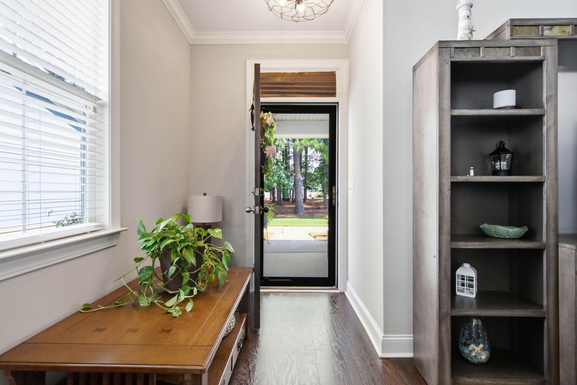 209 Blue Bonnet Street Photo 25