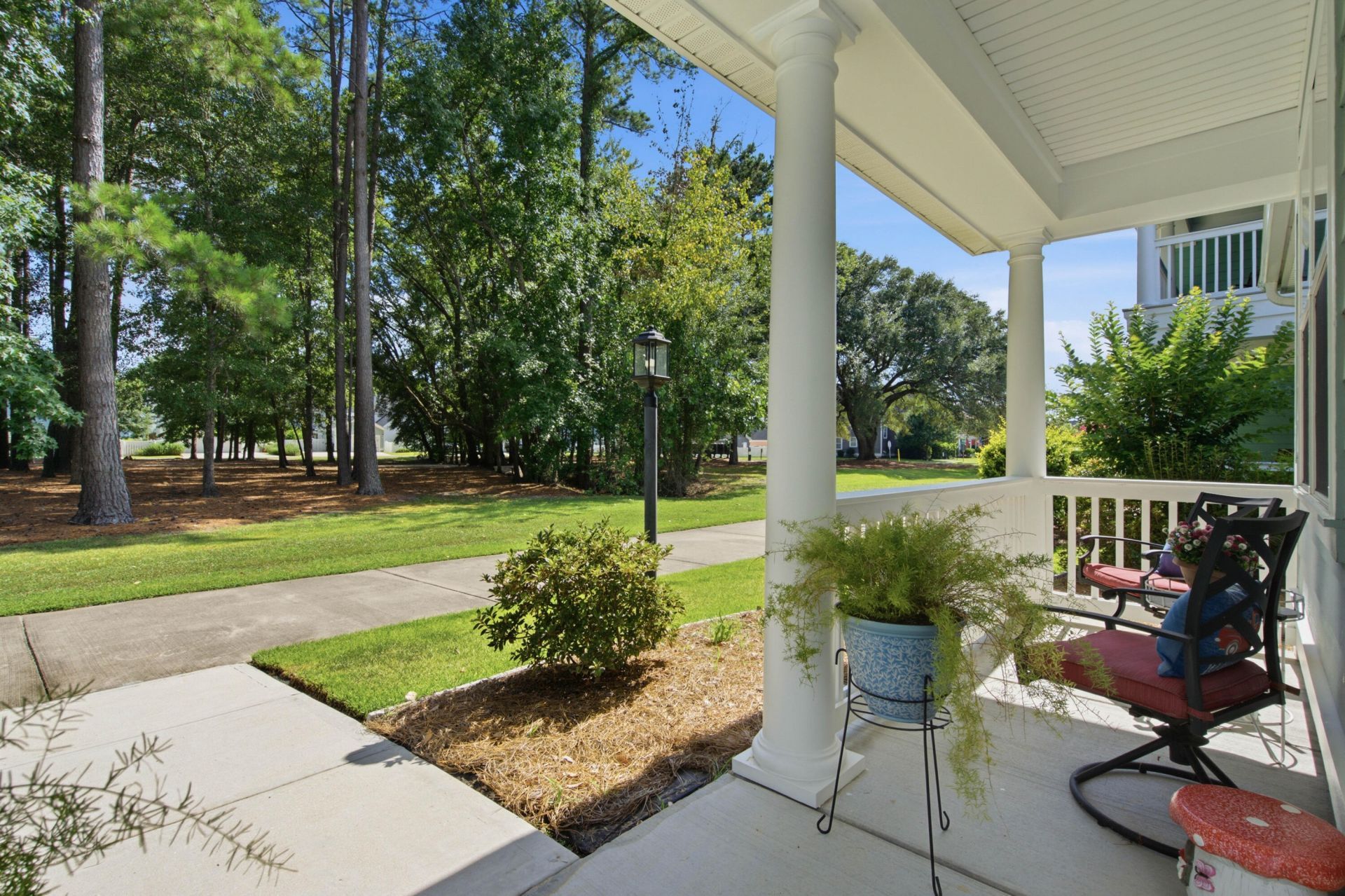 209 Blue Bonnet Street Photo 4