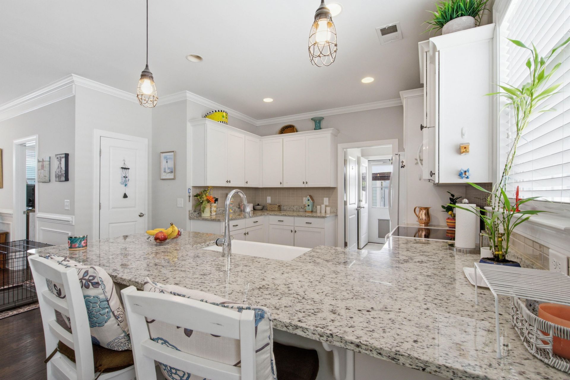209 Blue Bonnet Street Photo 5