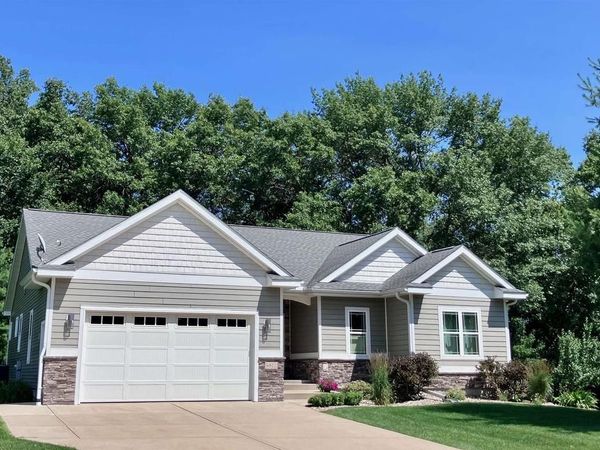 6822 Conservancy Plaza, Deforest, WI 53532