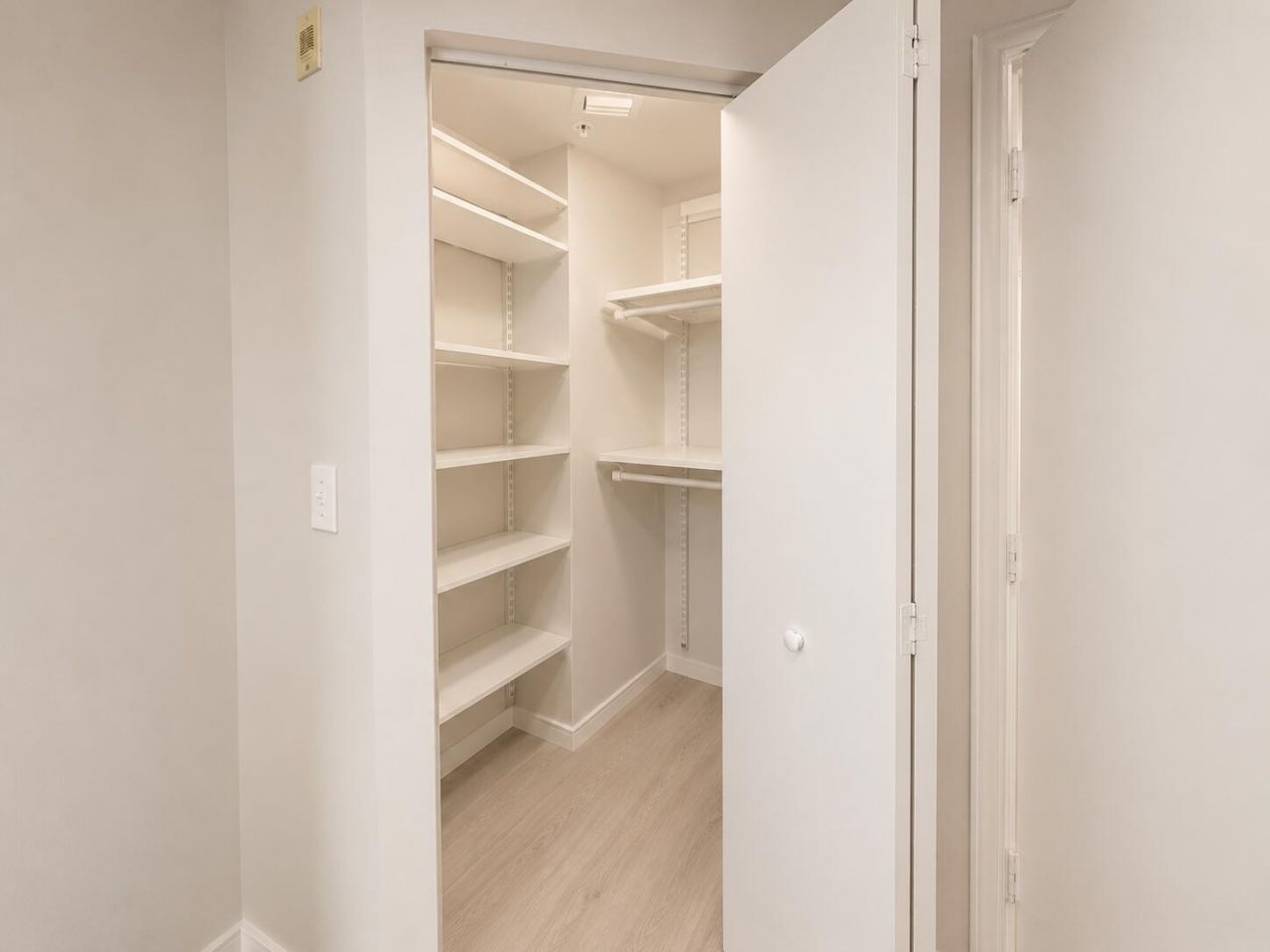 2775 NE 187th, Unit 408, Aventura, FL 33180 Photo