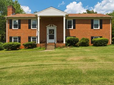 3745 Horseshoe Road, Appomattox, VA 24522