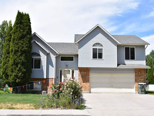 229 Appaloosa, Pocatello, ID 83201